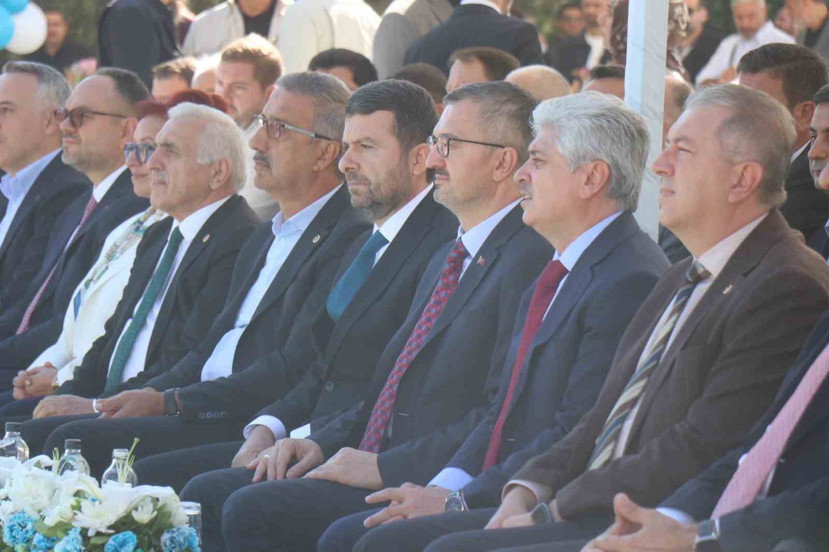 BİK, Sakarya\'daki açılışta 8 ayda basına 5 milyar 258 milyon liralık destek açıkladı