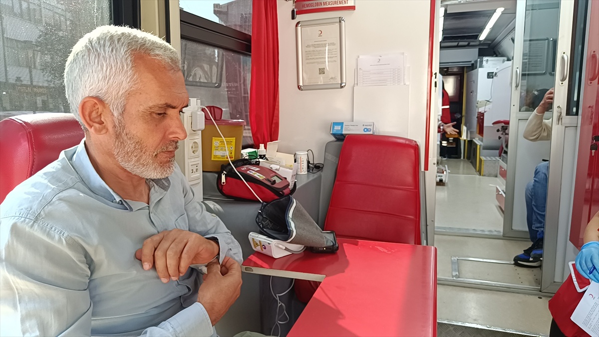 Pazaryeri\'de Kızılay kan kampanyasında 18-65 yaş arası sağlıklı kişileri bekliyor