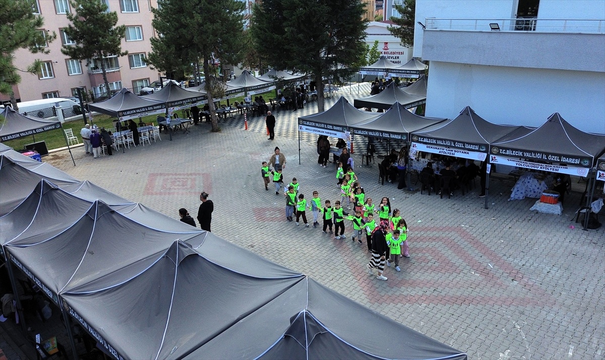 Bilecik 4007 Bilim Şenliği başladı, yaklaşık 9 bin öğrenciye ulaşılması hedefleniyor