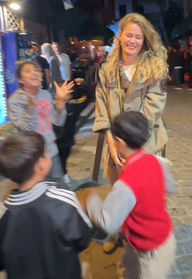 Burcu Biricik önce gözyaşlarına hakim olamadı, ardından dans etti