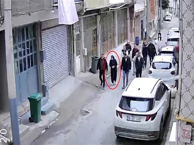 77 yaşındaki eşini parçalara ayırıp çöp kutularına atan kadına ağırlaştırılmış müebbet