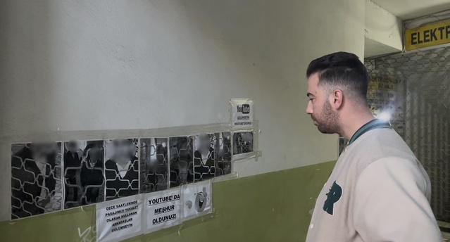 Bursa Osmangazi'de pasaj sahibi, kepenk önüne tuvalet yapanların fotoğraflarını astı
