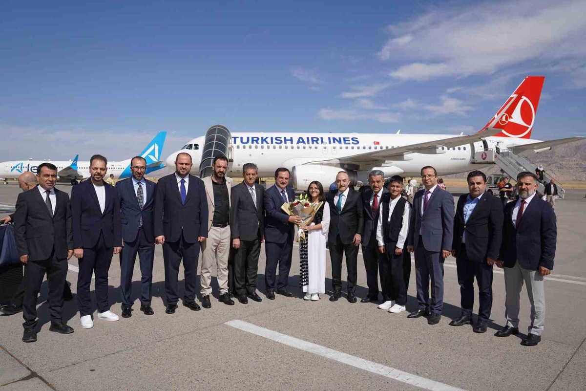 Cumhurbaşkanı başdanışmanları, Şırnak\'ta \'Türkiye Sohbetleri\'ne katılacak