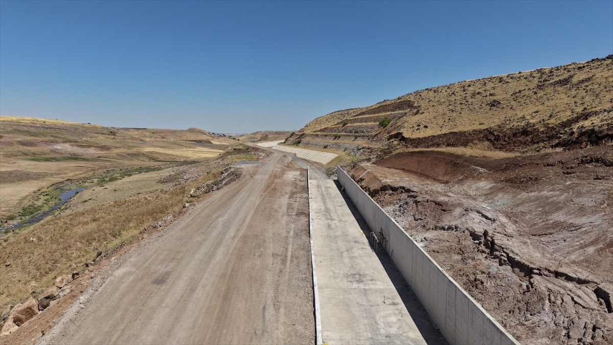 DSİ, Diyarbakır\'da Kralkızı-Dicle P3\'te yüzde 50\'ye ulaştı, 239 bin 650 dekar sulanacak