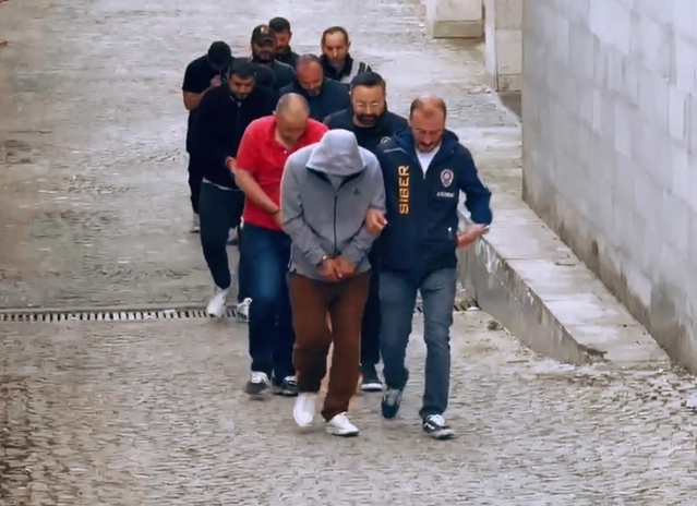 Edirne'de MASAK analiziyle yasa dışı bahis operasyonunda 13 şüpheli tutuklandı