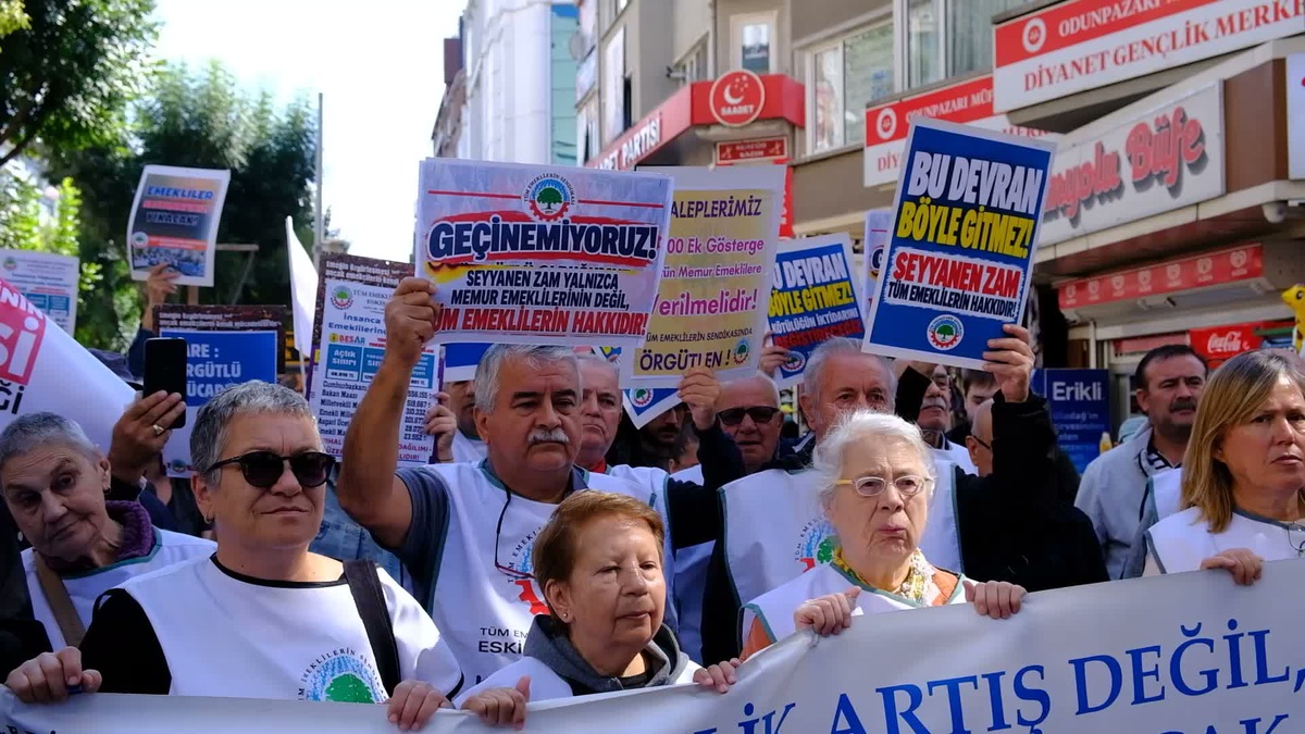 Eskişehir\'de emekliler AYM\'ye seslendi: Hukuksuzluğa "dur" denmeli