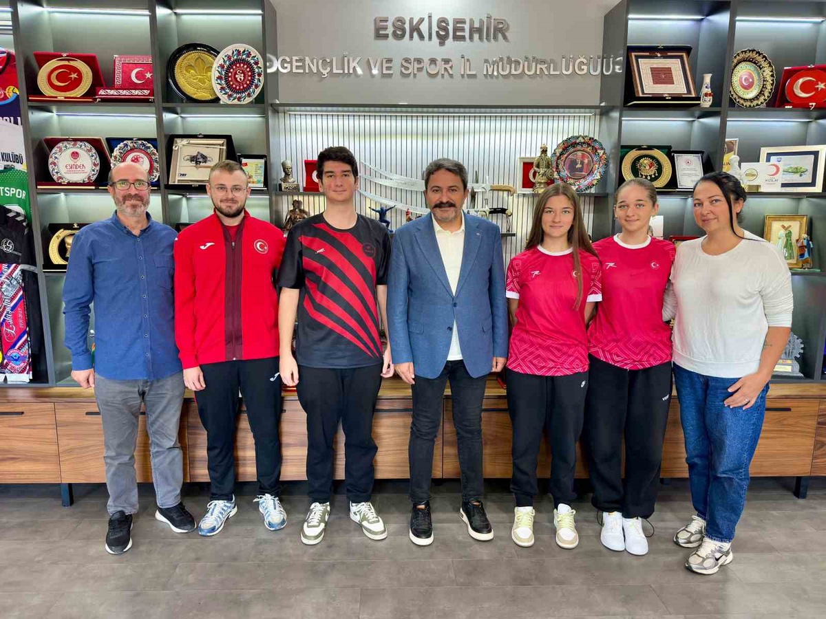 Eskişehirli badmintoncu Beren Su Ulus, Avrupa Oyunları\'nda gümüş madalya kazandı