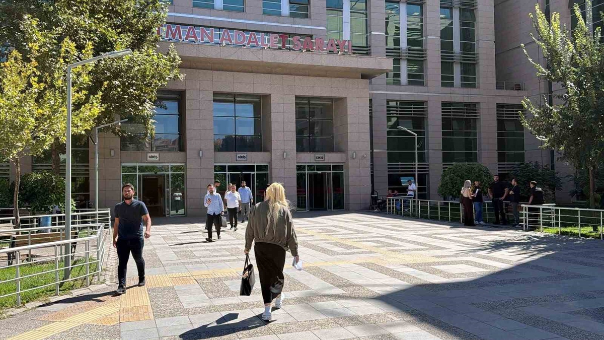 Fatma Kovan, Batman Adliyesine 55 milyonluk dolandırıcılık iddiasına delil sundu