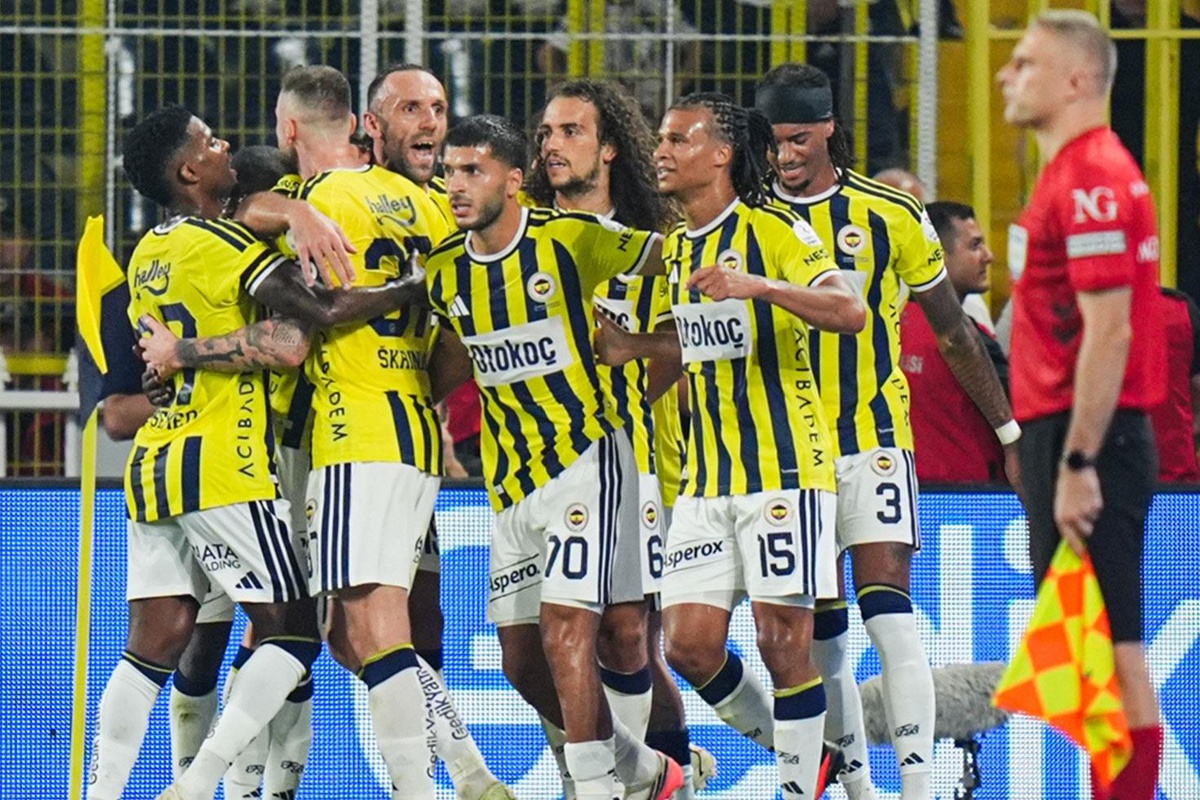 Fenerbahçe, Azerbaycan\'a gidiyor