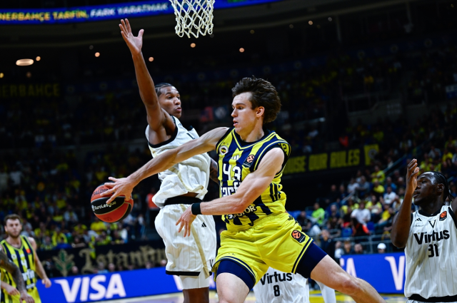 Fenerbahçe Tarfin, EuroLeague'e galibiyetle başladı