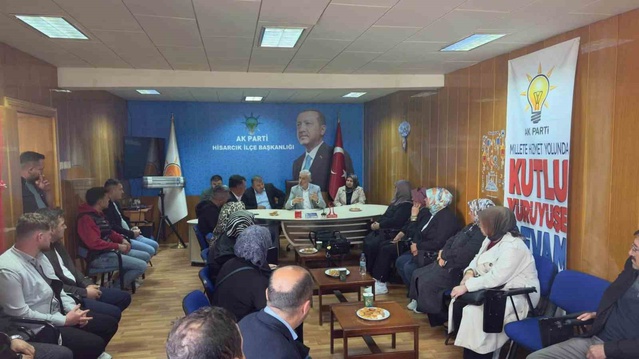 Hisarcık'ta AK Parti danışma toplantısı Adil Biçer'in katılımıyla yapıldı