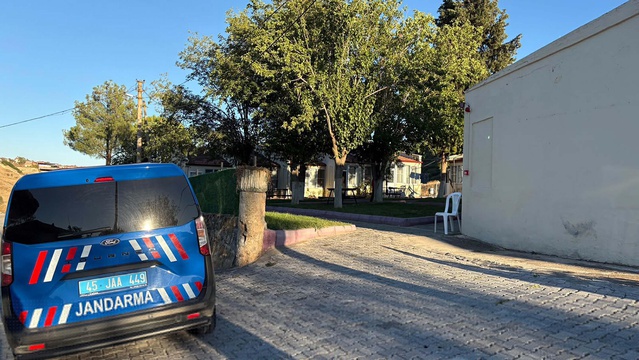 Kaplıcada kaldığı odanın havuzunda eşi tarafından ölü bulundu