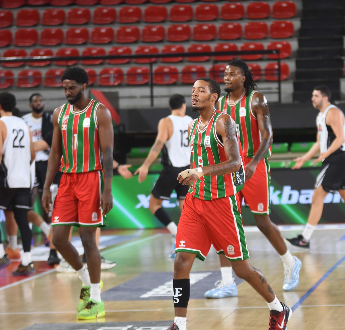Karşıyaka 53. sezon öncesi 40 milyon TL ödeyerek transfer yasaklarını kaldırdı