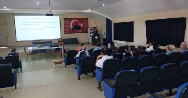 Nazilli RAM, Sultanhisar'da rehber öğretmeni olmayan okul idarecilerini bilgilendirdi