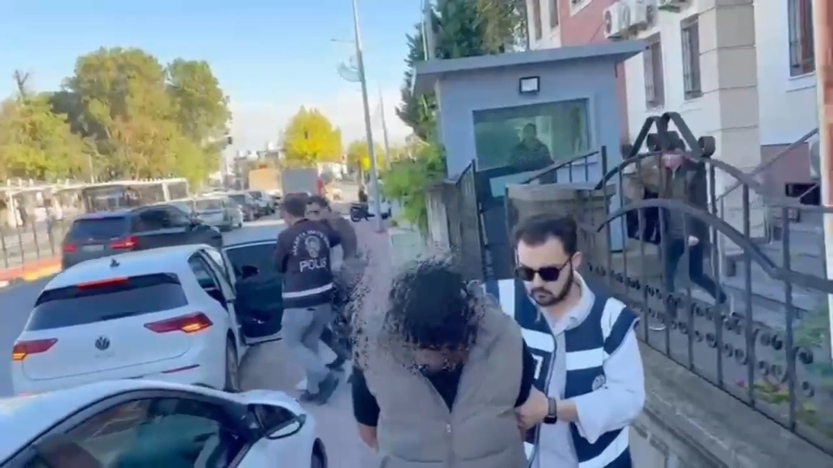 Sakarya Adapazarı\'nda 2,5 milyon TL\'lik dolandırıcılıkta 1 şüpheli tutuklandı