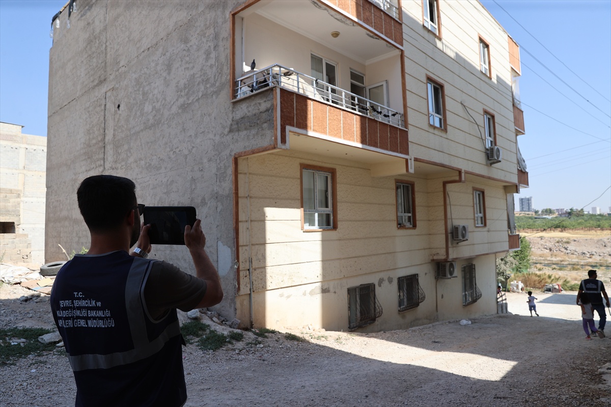 Şanlıurfa\'da deprem sonrası 18 ekip 419 ihbarı inceleyip hasar tespiti yapıyor