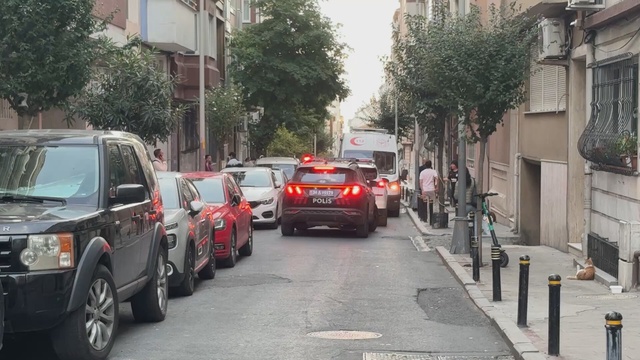 Şişli’de bir hafta önce sevgilisinden ayrılan 25 yaşındaki genç, yatağında ölü bulundu