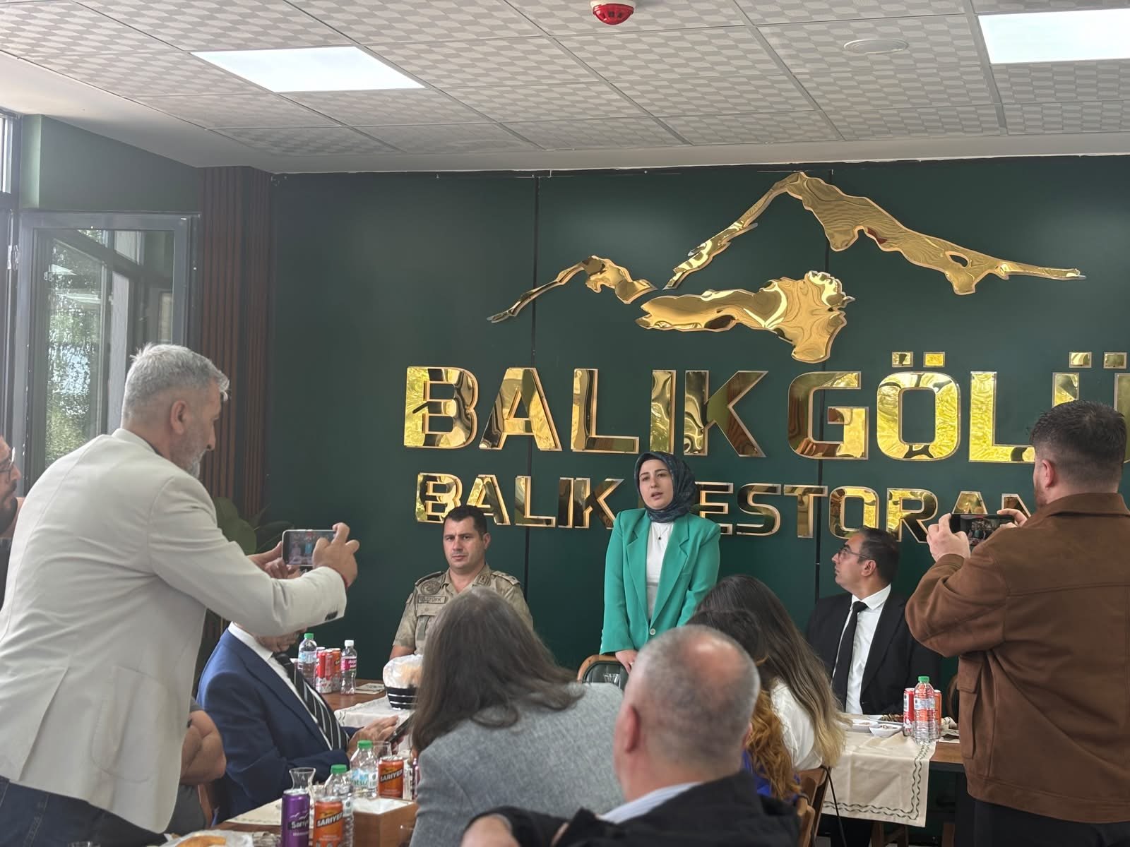 Ağrı Taşlıçay'da 2 ay önce kurulan alabalık tesisinde 3 kadın istihdam ediliyor