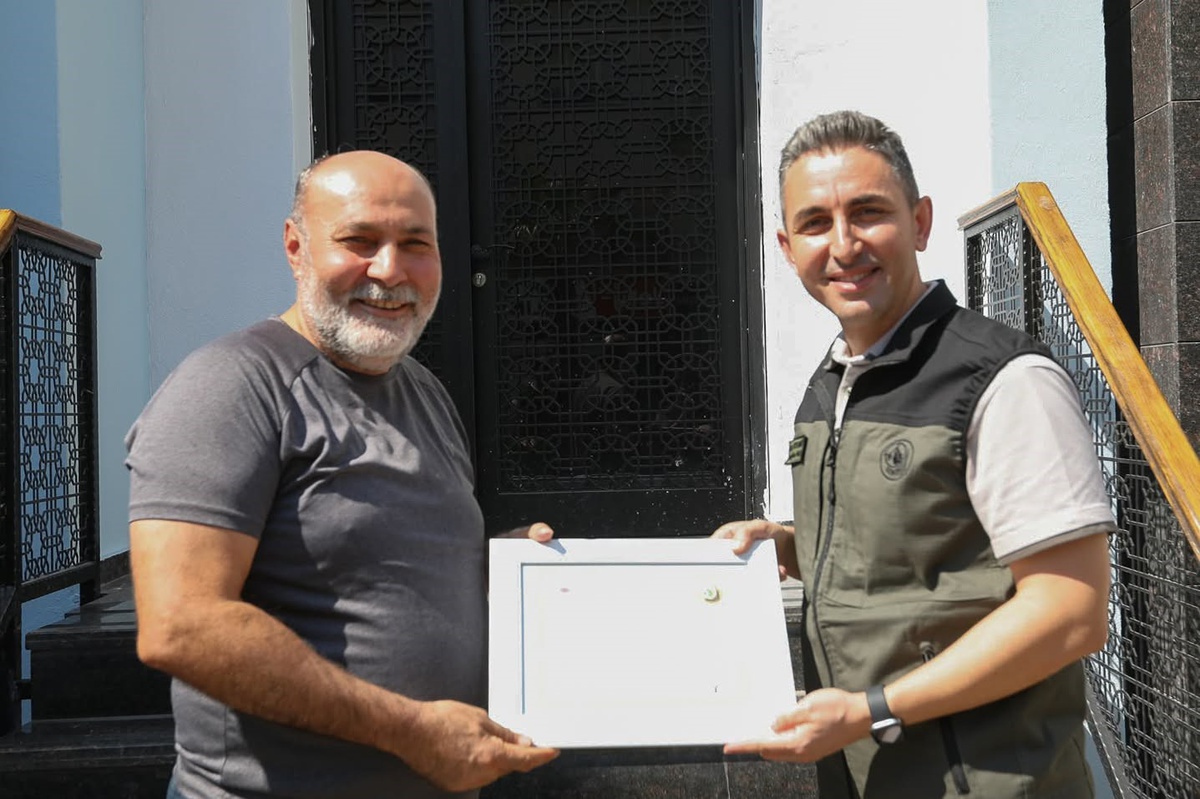 Manisa Turgutlu\'da orman yangınına destek veren 8 vatandaş plaketle ödüllendirildi