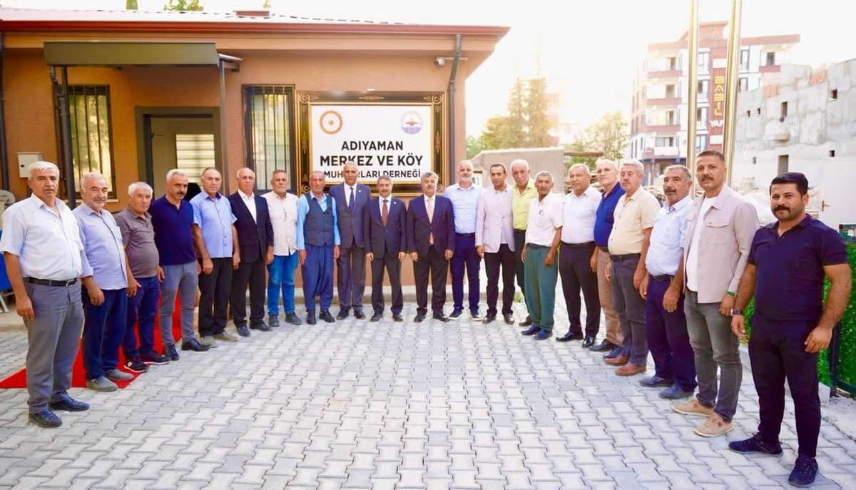 AK Parti Adıyaman İl Başkanı Çadır, muhtarlardan talepleri doğrudan dinledi