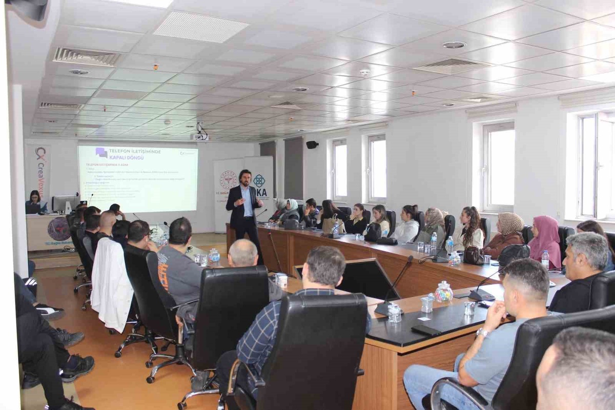 Amasya\'da güvenlik personeline çevik iletişim ve dayanıklılık eğitimi verildi