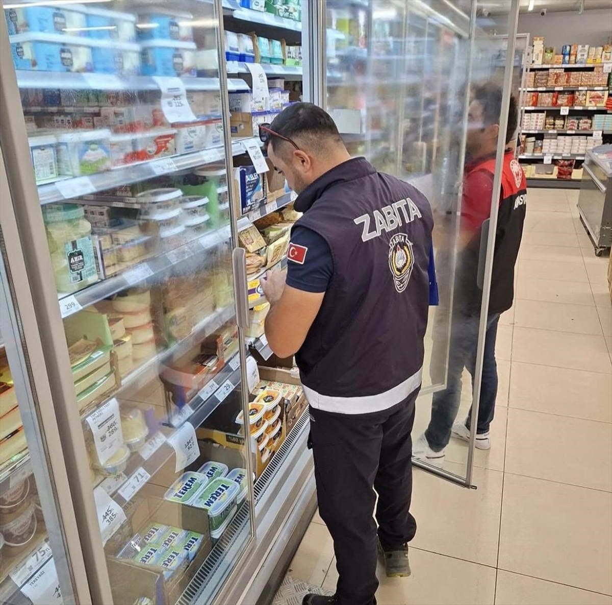 Amasya Göynücek\'te gıda işletmelerine zabıta ve tarım ekiplerince denetim yapıldı