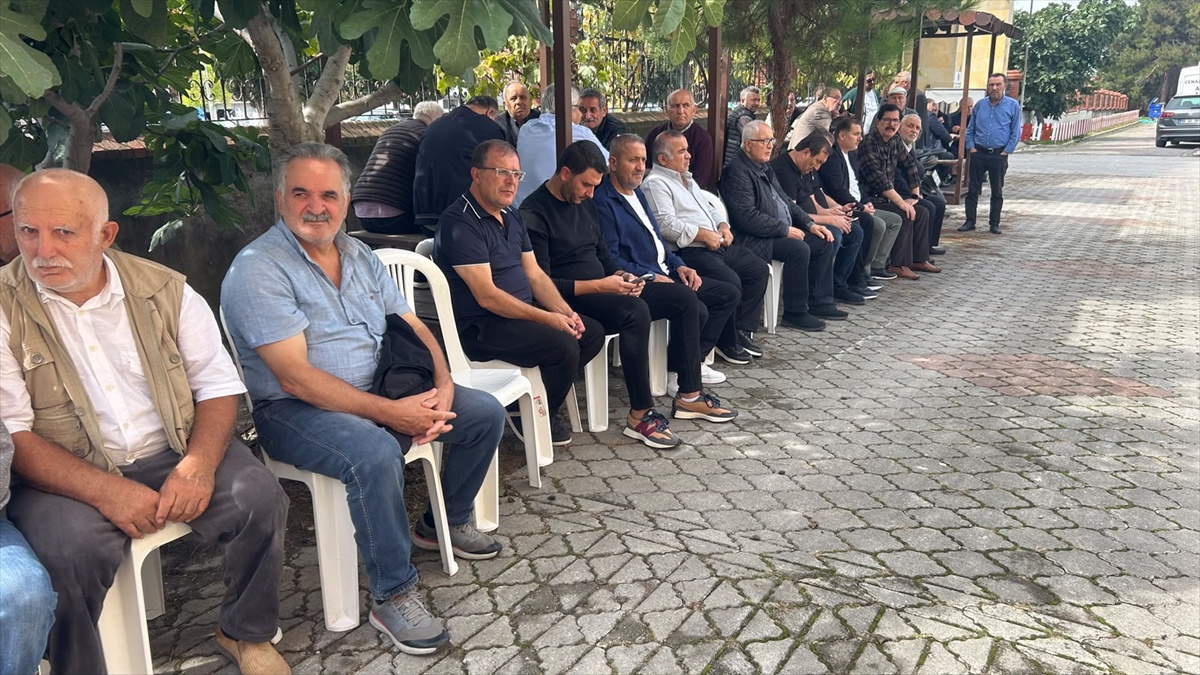 1994-2004\'te Bafra Belediye Başkanlığı yapan Hasan Aslan, vefat yıl dönümünde anıldı