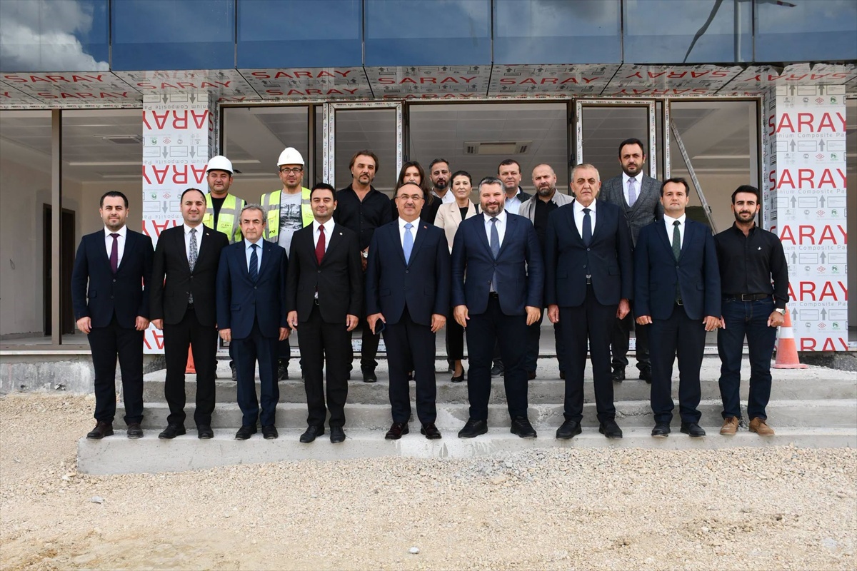 Bakan Yardımcısı Oruç Baba İnan, Tekirdağ\'da Trakya model fabrikasında inceleme yaptı