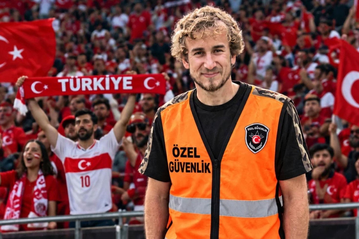 Bir zamanlar sahada ter döküyordu! Türkiye-Fransa maçında güvenlik görevlisi oldu