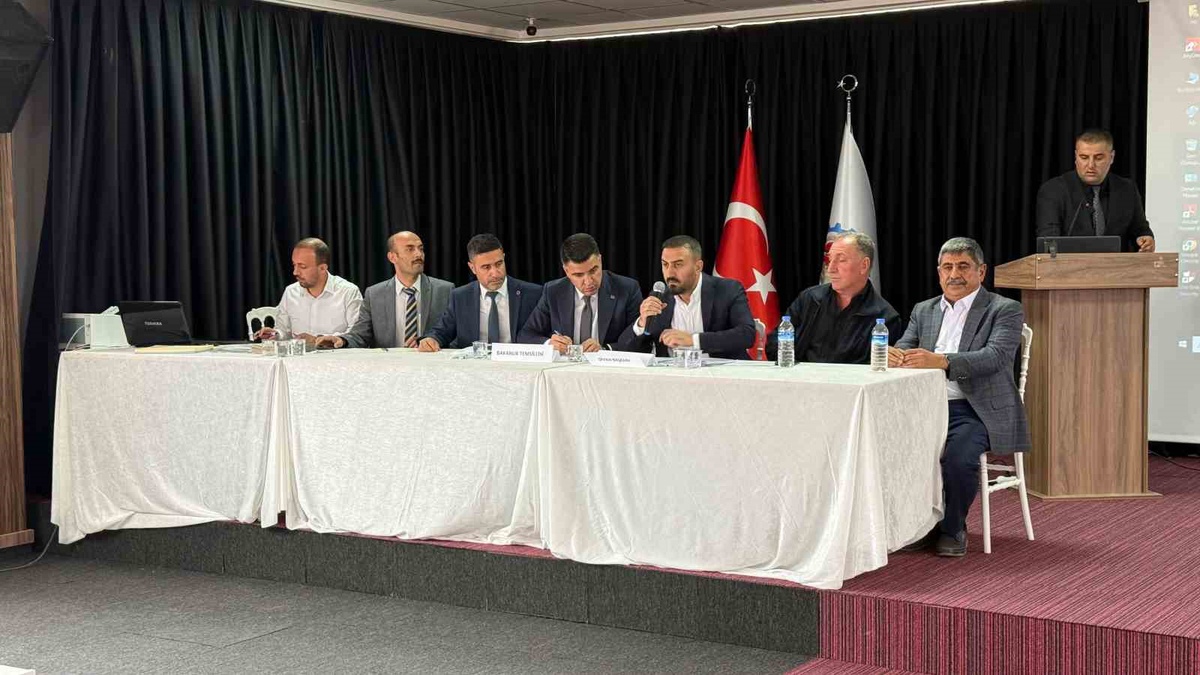 Bitlis OSB\'de genel kurul yapıldı, yönetim, denetim ve OSBÜK temsilcileri belirlendi