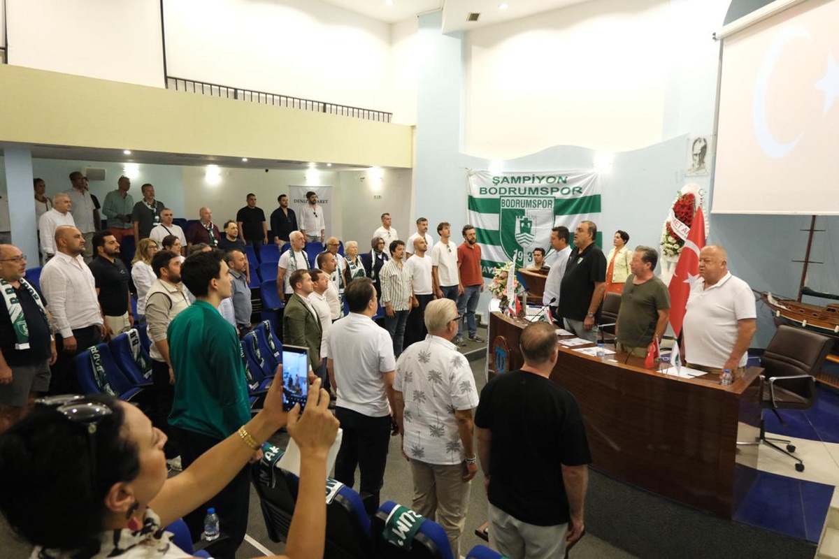 Bodrumspor\'da tek listeli genel kurulda başkanlık yeniden Hadi Türk\'te kaldı