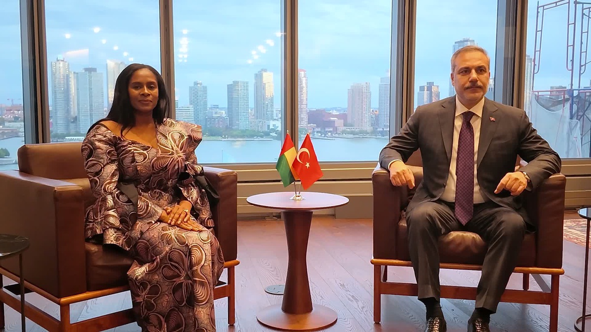 Fidan, BM 81. Genel Kurulu haftasında New York\'ta Gine Bissau mevkidaşıyla buluştu
