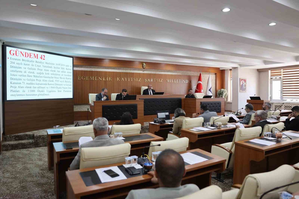 Erzurum Büyükşehir Meclisi toplu ulaşım için 75 milyon TL sermayeli şirket kurdu