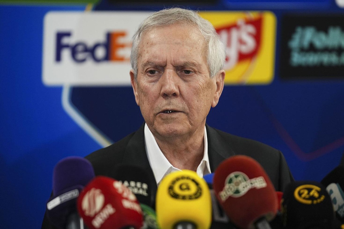 Fenerbahçe\'den transfer yasağıyla ilgili ilk açıklama! İşte cezanın nedeni