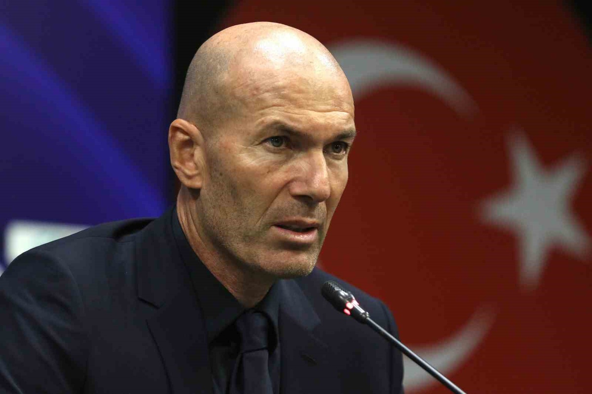 Zidane Mbappe'nin kamptan ayrıldığını açıkladı, Fransa Türkiye'yi 1-0 yendi