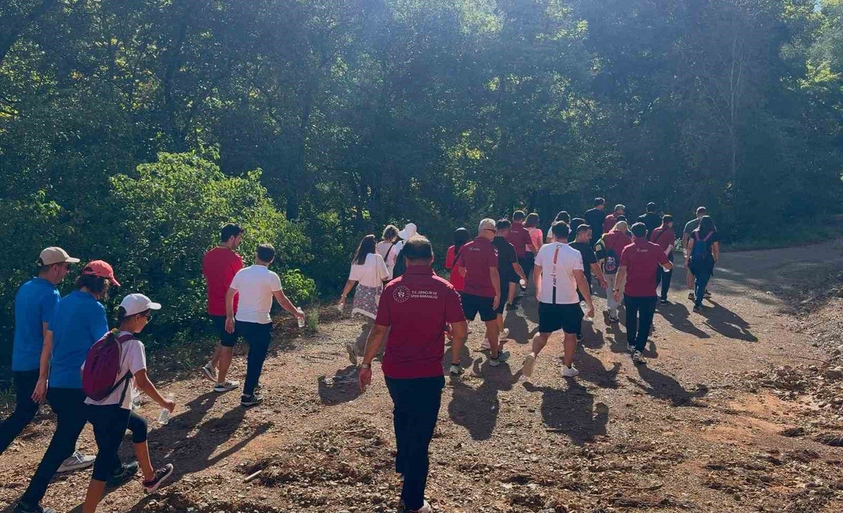 Gazipaşa\'da Avrupa Spor Haftası yürüyüşüne Kaymakam Uğuz da katıldı