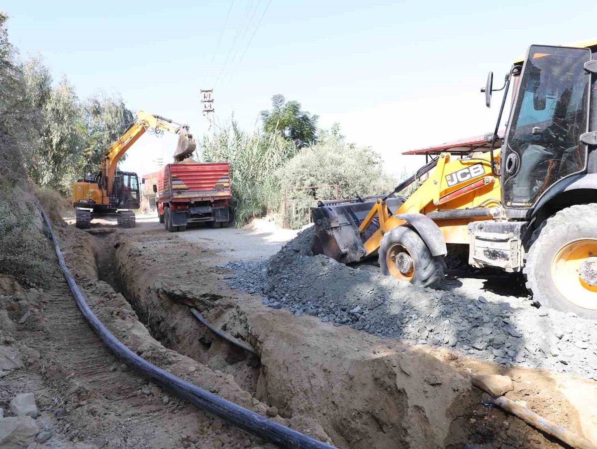 Hatay Samandağ\'da 151 kilometrelik içme suyu hattının 139 kilometresi tamamlandı