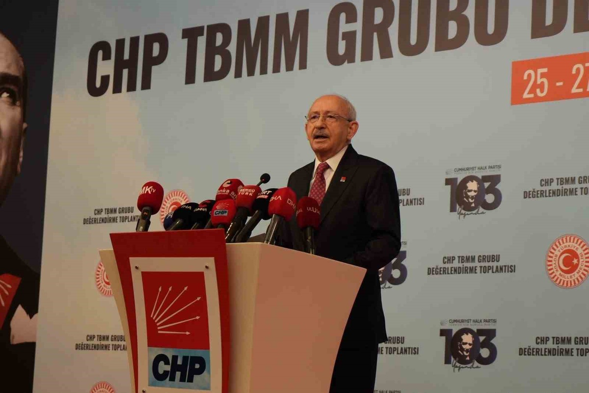 Kılıçdaroğlu Bolu\'da CHP kampında Türkiye\'nin saygınlığını anlatacaklarını söyledi