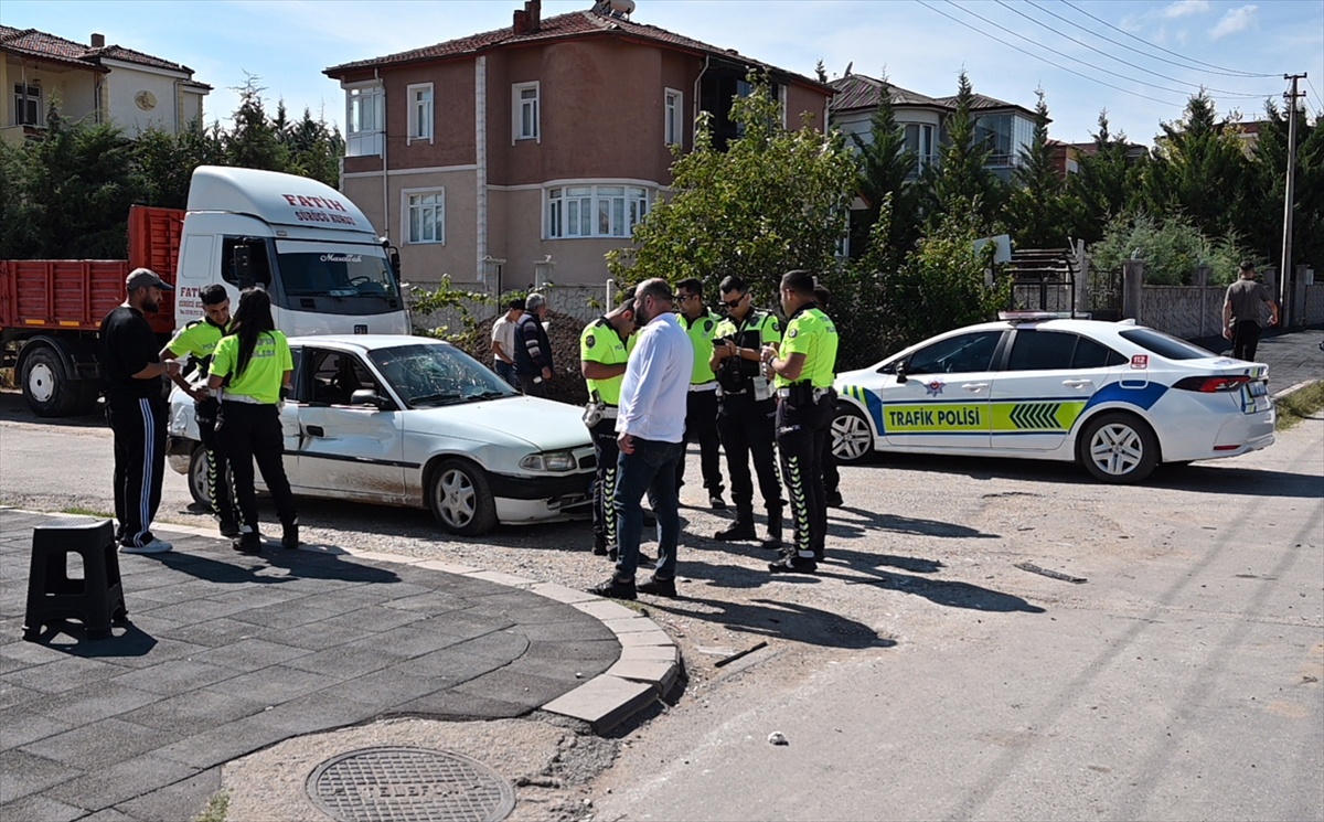 Kırıkkale\'de sürücü adayının aracına 14 yaşındaki çocuğun kullandığı otomobil çarptı: 4 yaralı
