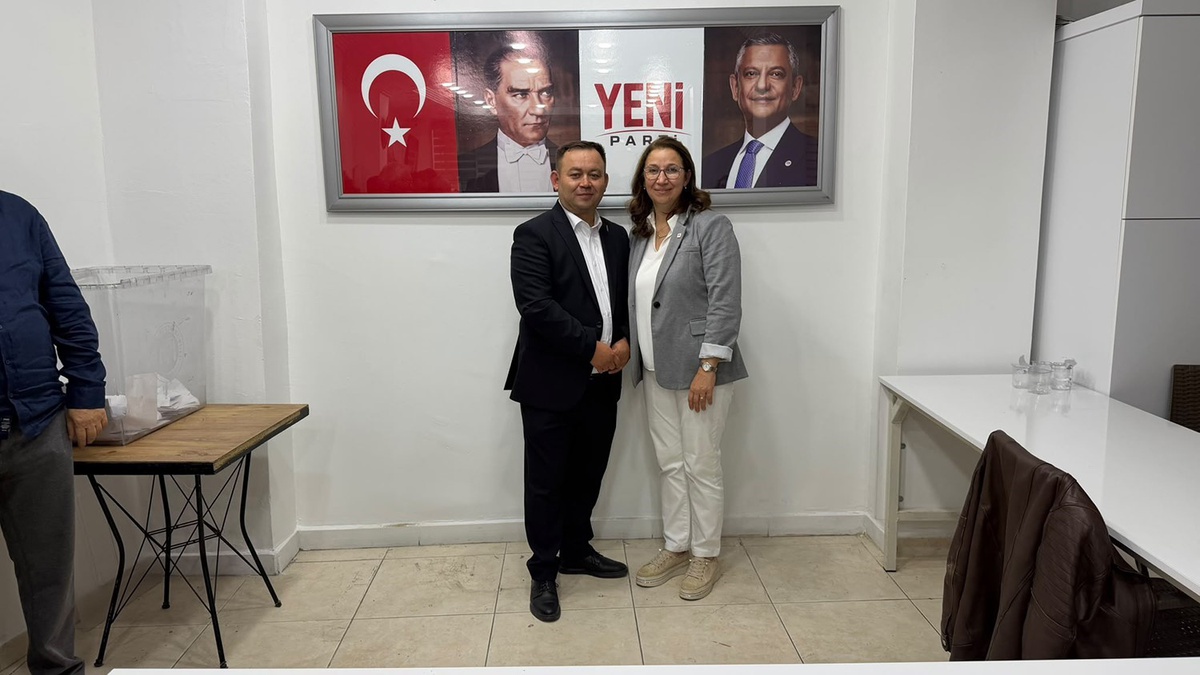 Yeni Parti\'nin Kula ön seçiminde Esen Çınar, Ramazan Güvenç\'i 95 oy farkla geçti