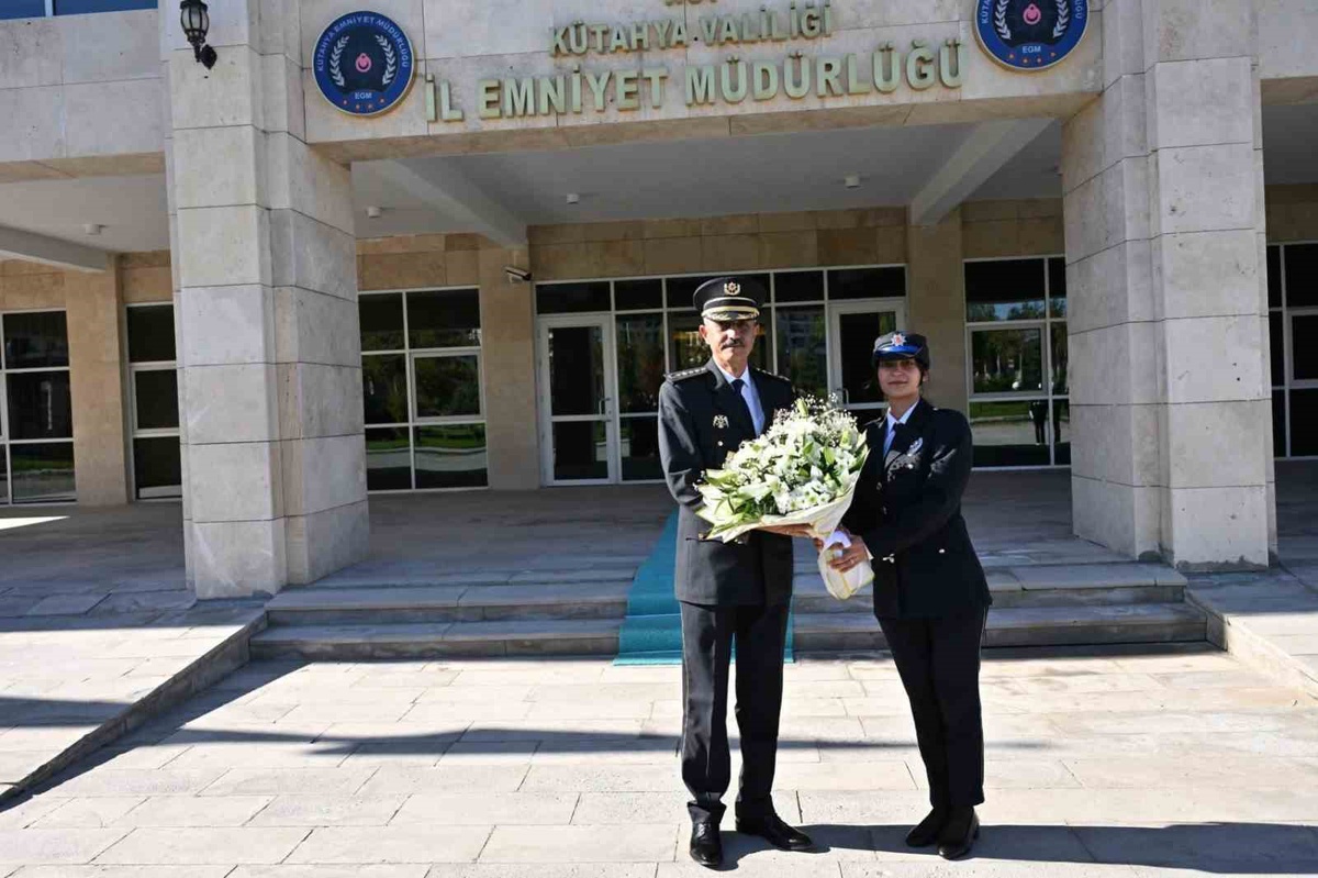 Kütahya Valisi Işın, yeni İl Emniyet Müdürü Tandoğan\'ı makamında kabul etti