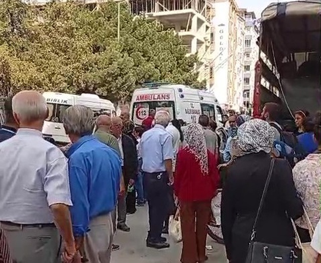 Milletvekili Veli Ağbaba pazarda fenalaşarak Turgut Özal Tıp Merkezi'ne kaldırıldı