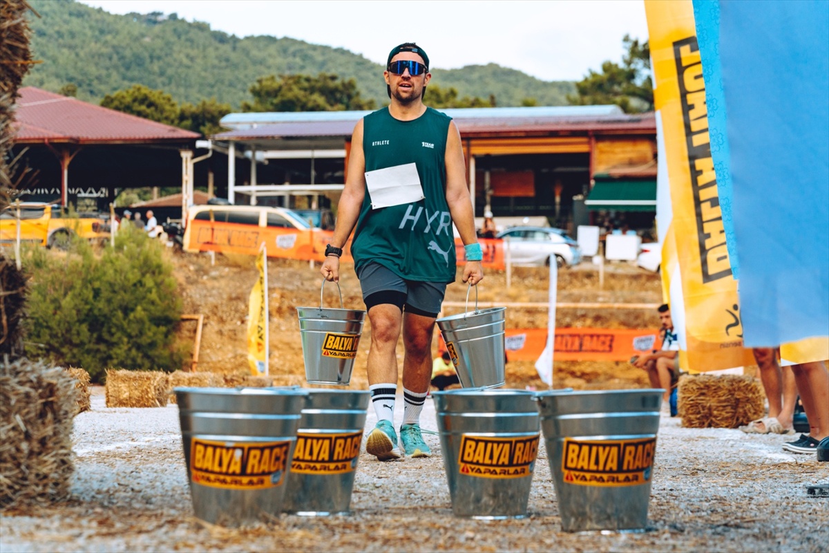Muğla Akyaka'da ilk Balya Race'te sporcular köy işlerinden esinlenen 5 etapta yarıştı