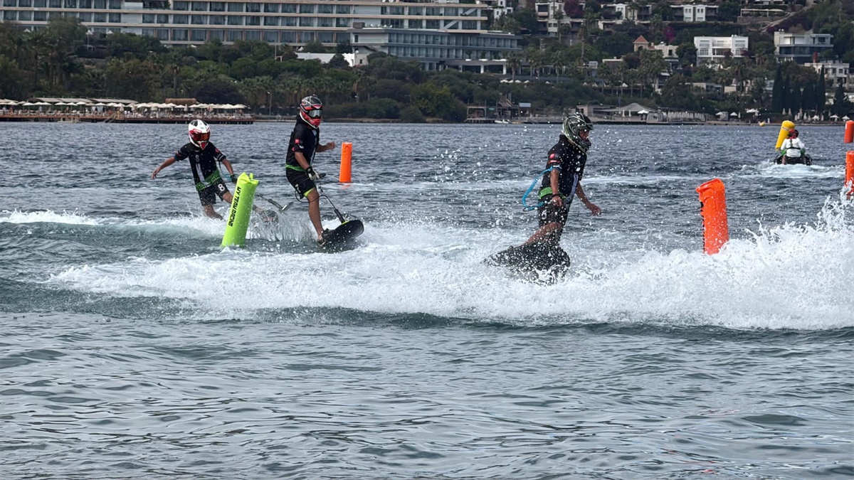 Su Jeti ve MotoSurf Türkiye Şampiyonası 3. ayak Bodrum\'da 80 sporcuyla başladı