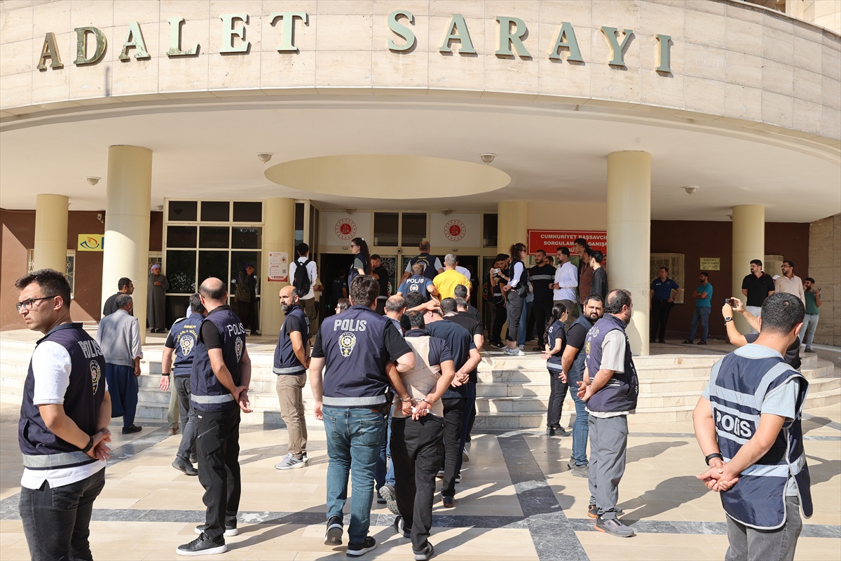 Şanlıurfa merkezli 5 ildeki yasa dışı bahis operasyonunda 27 zanlı tutuklandı