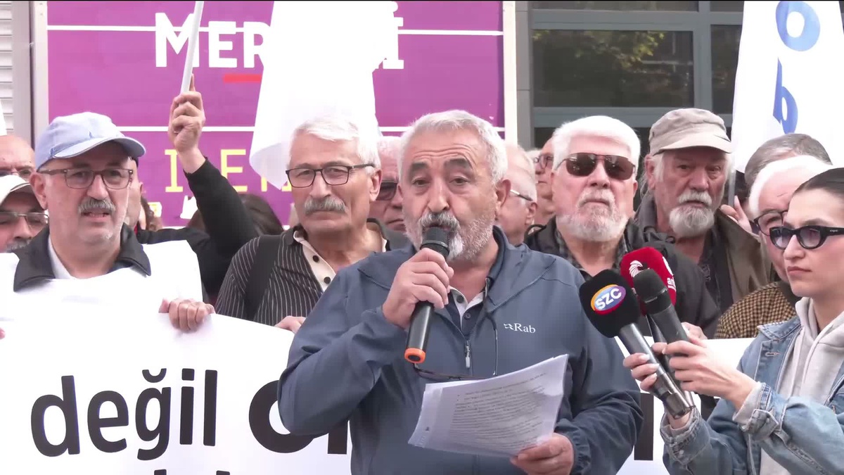 Tüm Emekliler Sendikası, AYM eylemindeki emekli polis ölümü için istifa çağrısı yaptı