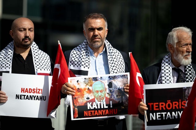 Türkiye Basın Federasyonu, İsrail Başbakanı Netanyahu'yu protesto etti