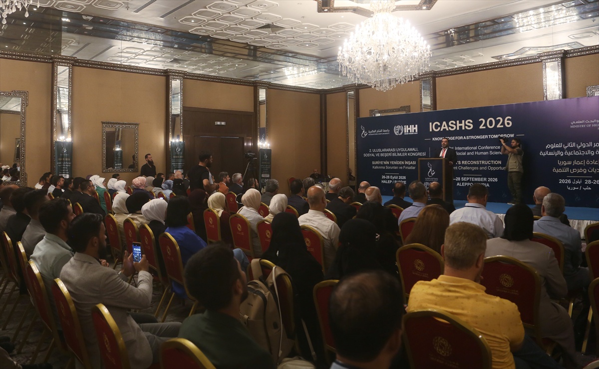 Uluslararası Şam Üniversitesi Halep\'teki kongrede Suriye\'nin yeniden inşasını görüştü