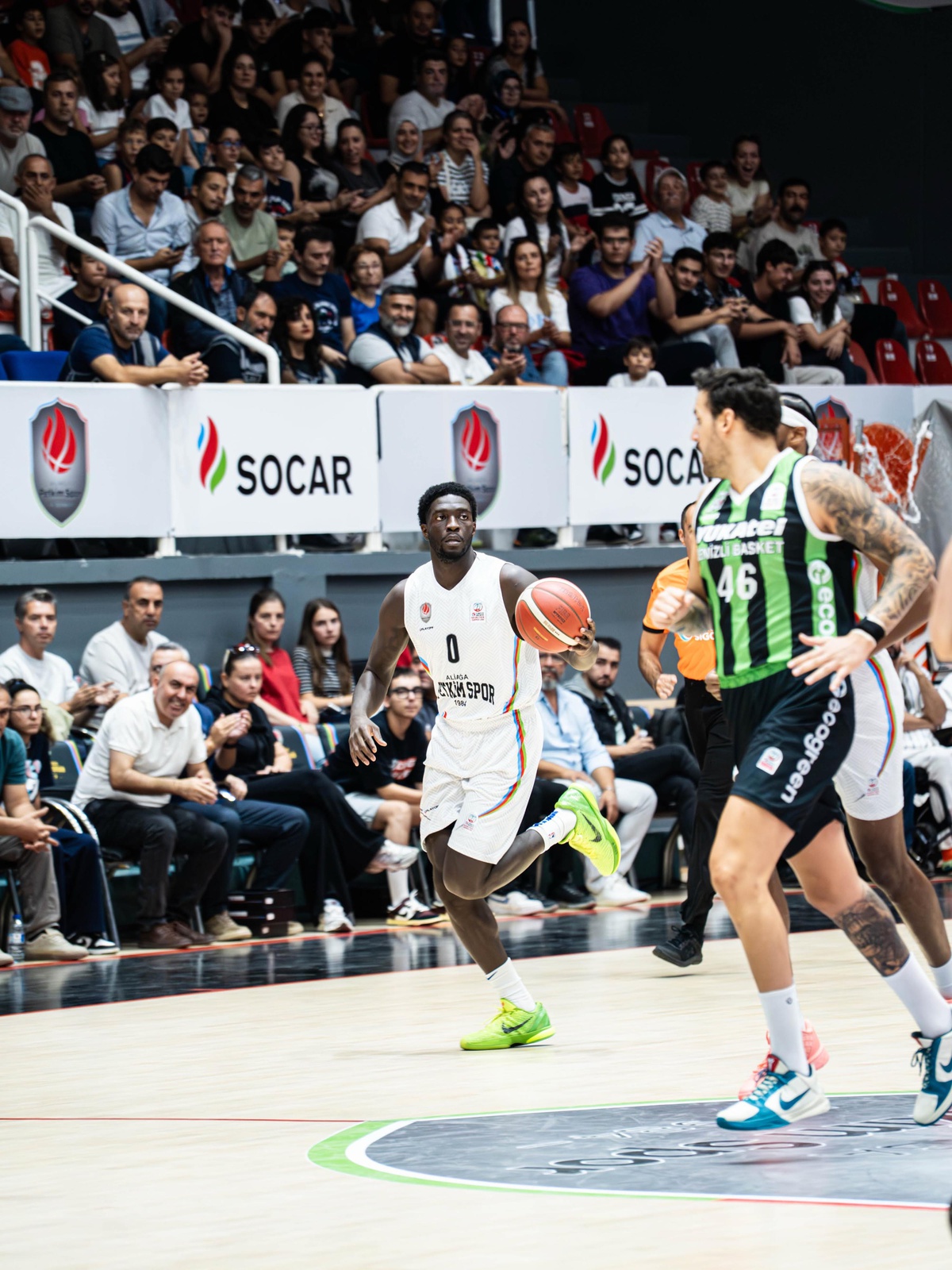 Aliağa Petkimspor, Yukatel Denizli Basket\'i 85-81 yenerek sezona galibiyetle başladı