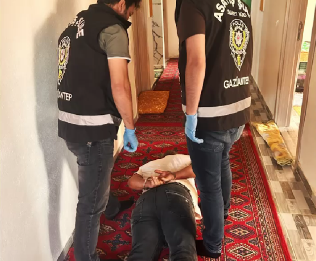 Bakan Gürlek duyurdu: 19, 15 ve 11 yıllık 3 faili meçhul cinayet daha aydınlatıldı